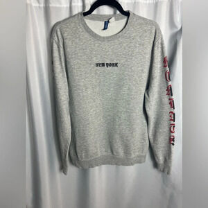 H&M Divided Unisex Sweater Size M New York Gray